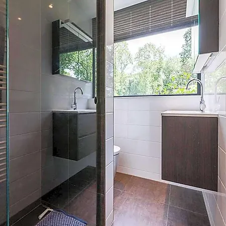 Modern, Luxury With Sauna And
