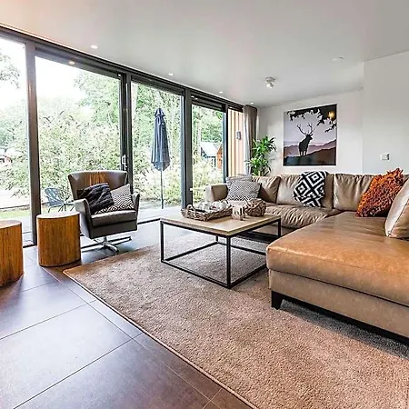 Modern, Luxury With Sauna And 3*